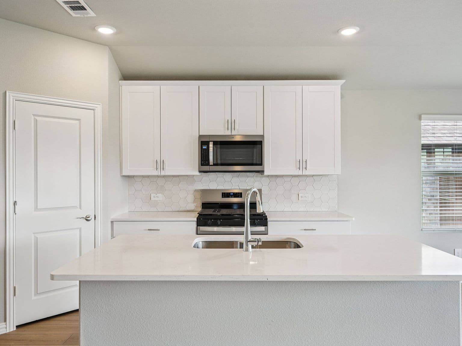 604 Tidal Dr, McKinney, TX 75071