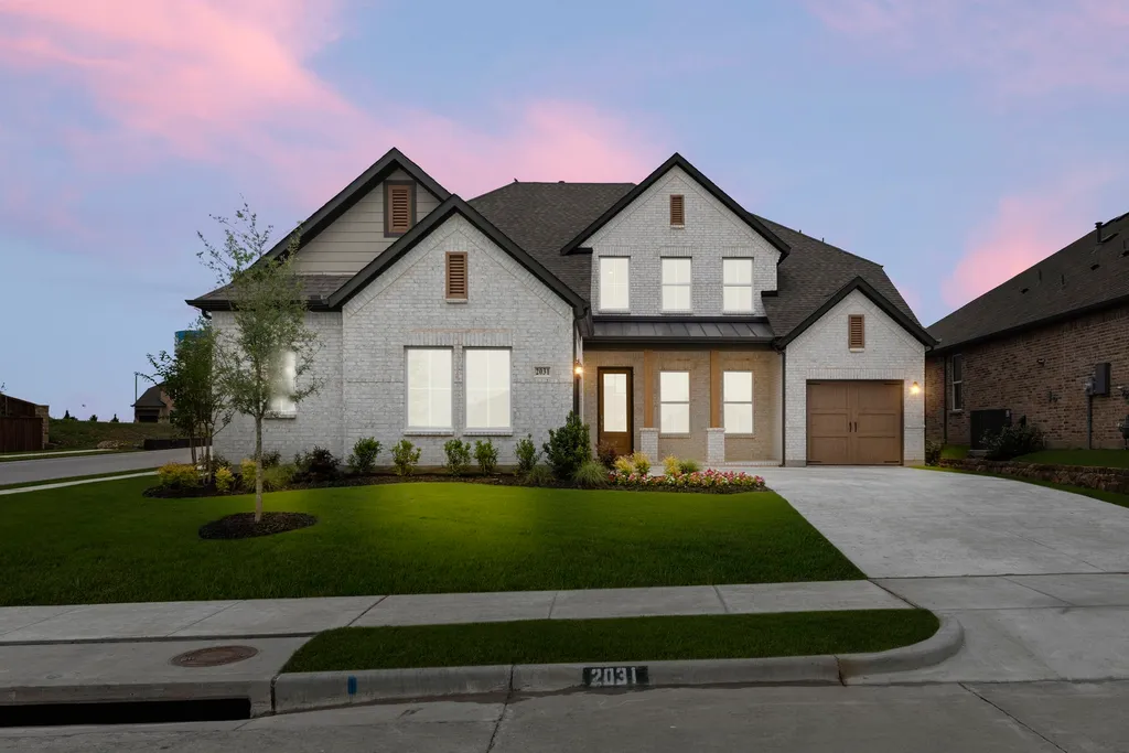 697 Poppy Ln, Lavon, TX, 75166