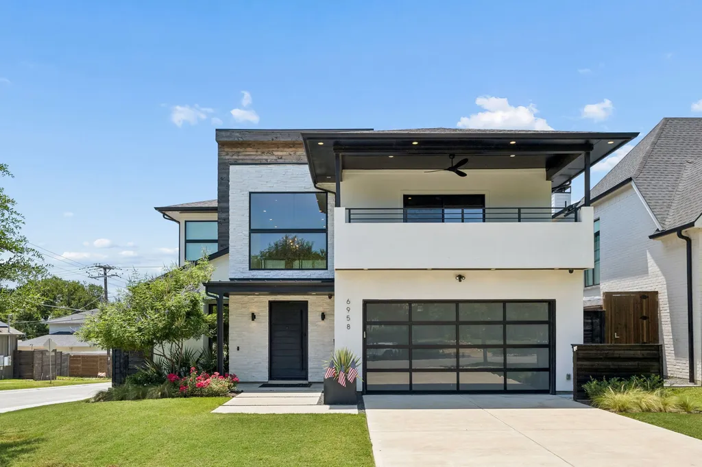 2325 Park Vista Dr, Dallas, TX, 75228