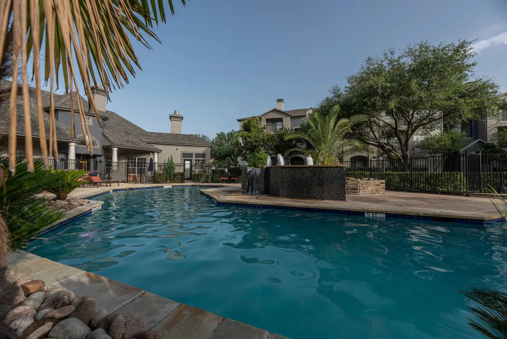4687 Sarum Ct, Grand Prairie, TX, 75052 — ảnh 4