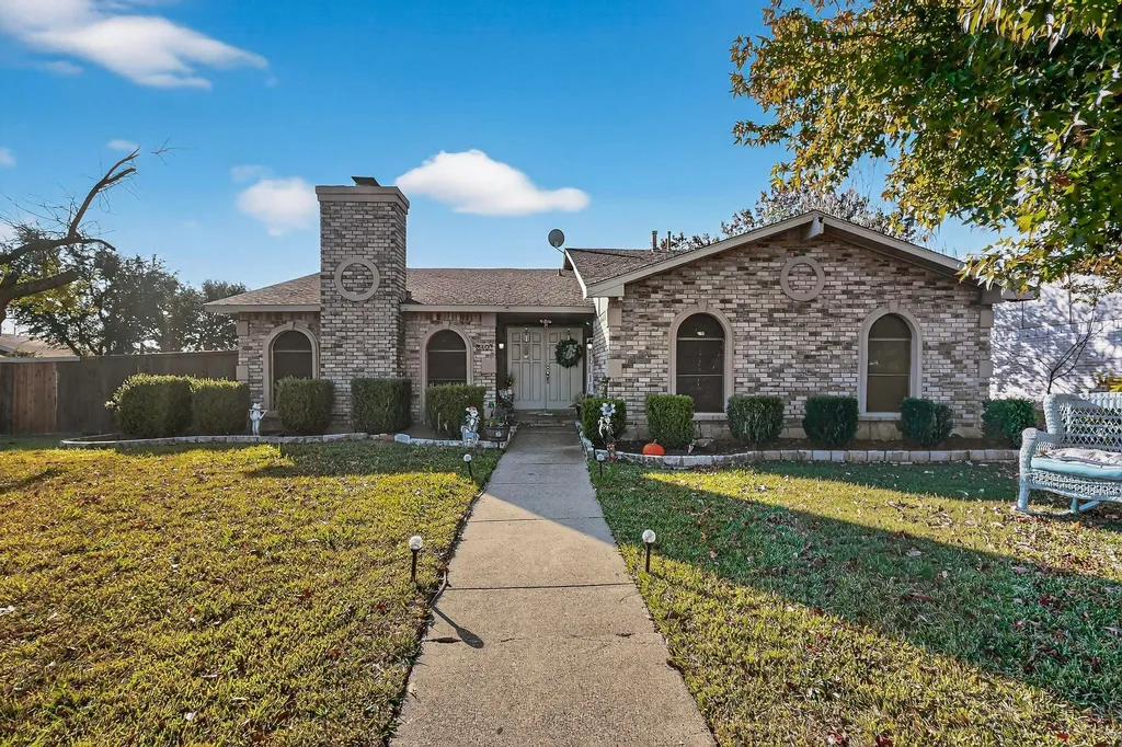 3525 Rockcrest Dr, Garland, TX, 75044 — ảnh 3