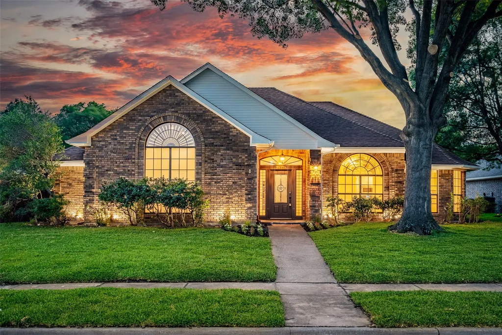 2202 Moss Trl, Garland, TX, 75044