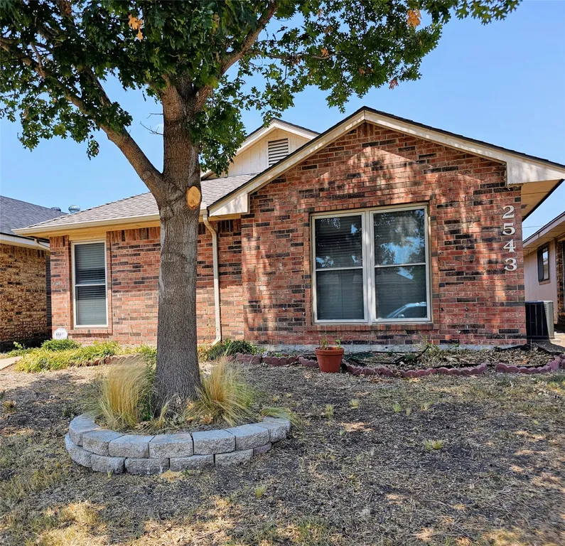 2613 Silverthorne Dr, Dallas, TX, 75287 — ảnh 4
