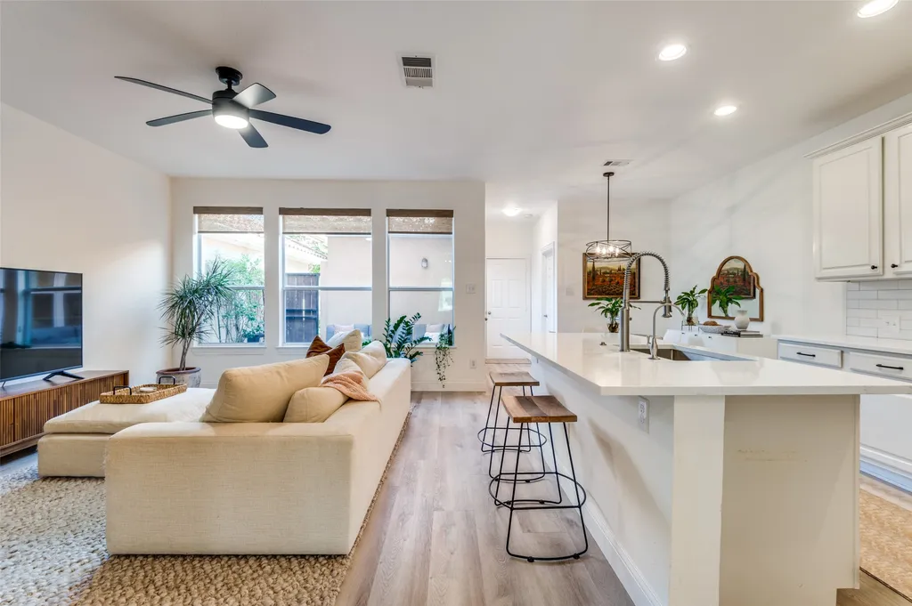 6826 Deseo, Irving, TX, 75039 — ảnh 14