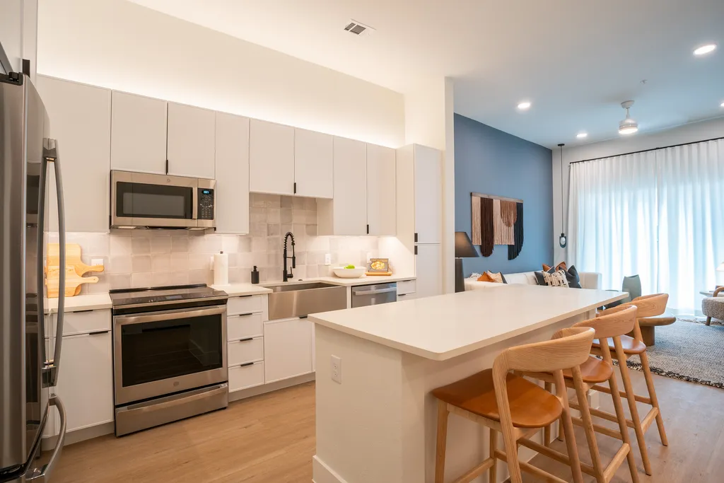7510 Holly Hill Dr APT 154, Dallas, TX, 75231 — ảnh 10