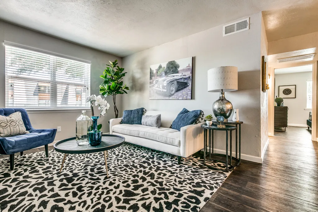 7510 Holly Hill Dr APT 154, Dallas, TX, 75231 — ảnh 14