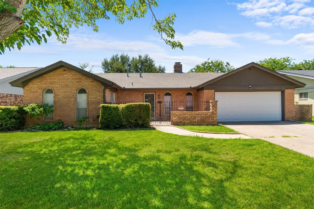 1306 Ashbury Dr, Arlington, TX, 76015 — ảnh 25