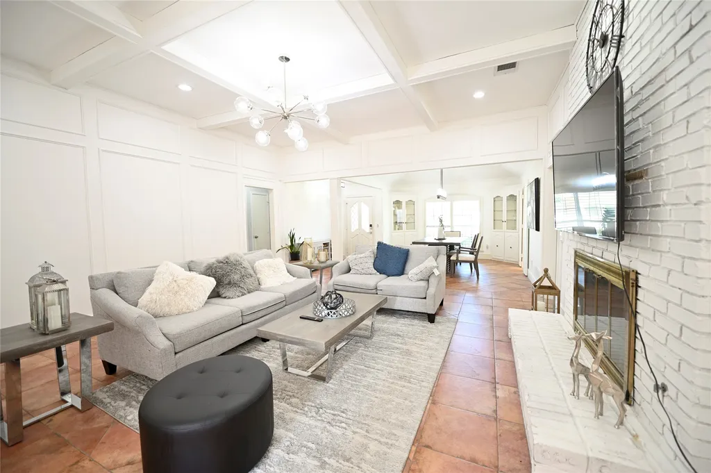 2202 Moss Trl, Garland, TX, 75044 — ảnh 25