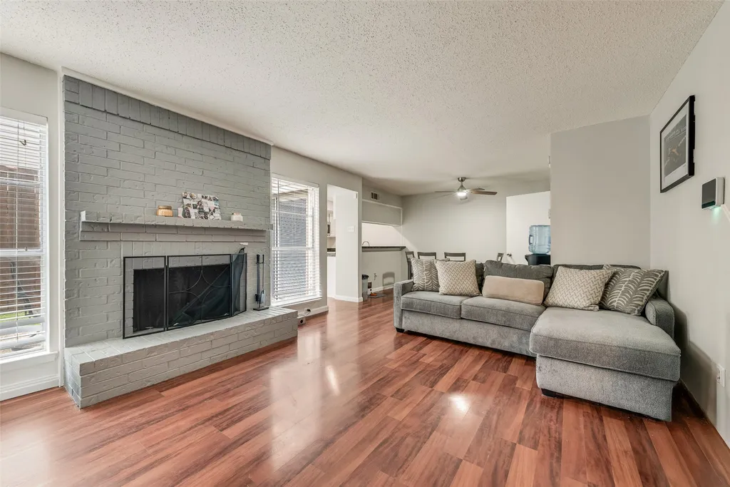 2522 Melissa Ln, Carrollton, TX, 75006 — ảnh 30