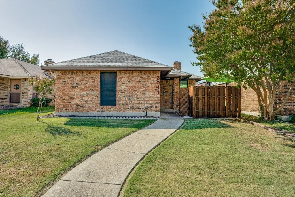 2613 Silverthorne Dr, Dallas, TX, 75287 — ảnh 35
