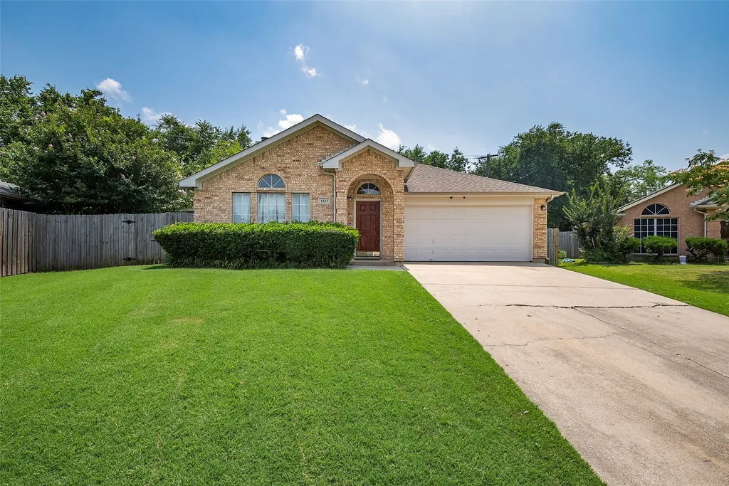 4687 Sarum Ct, Grand Prairie, TX, 75052 — ảnh 35