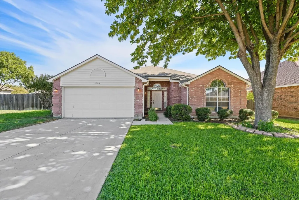 1306 Ashbury Dr, Arlington, TX, 76015 — ảnh 41