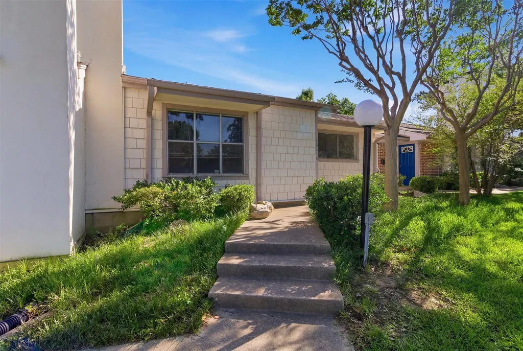 7510 Holly Hill Dr APT 154, Dallas, TX, 75231 — ảnh 34
