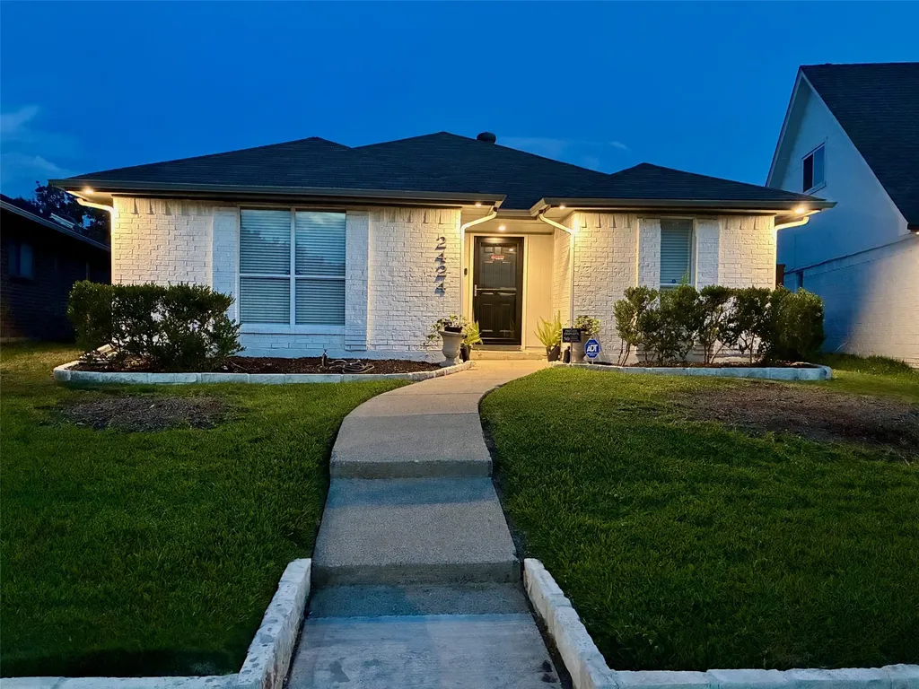 2613 Silverthorne Dr, Dallas, TX, 75287 — ảnh 46