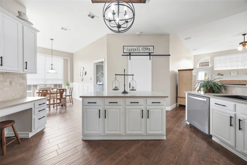 115 Fort Edward Dr, Arlington, TX, 76002 — ảnh 45