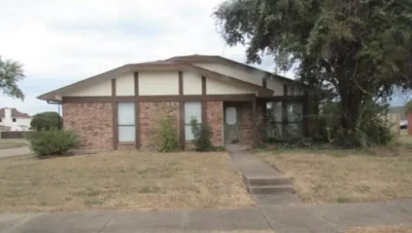 1715 Lordsburg Dr, Garland, TX, 75040 — ảnh 43