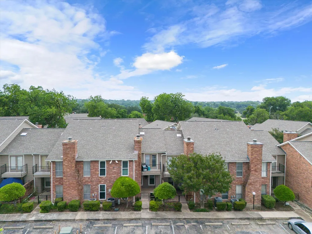 7510 Holly Hill Dr APT 154, Dallas, TX, 75231 — ảnh 46